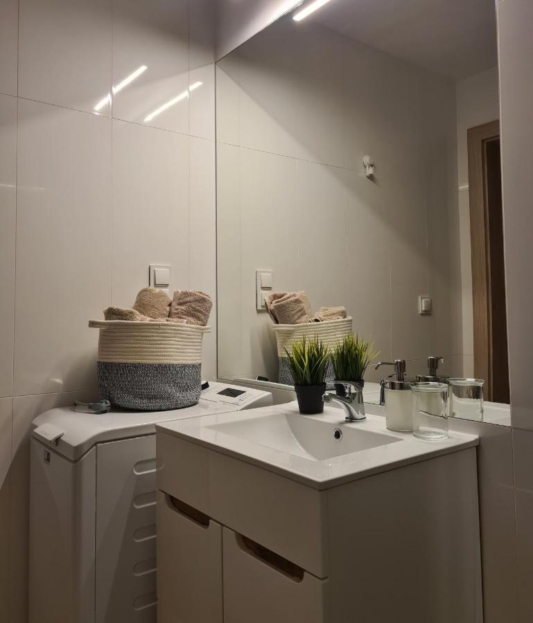 Mostowa 23 Hugo Apartment, Self Check-In 24H, Free Parking, Air-Conditioning Poznań Zewnętrze zdjęcie